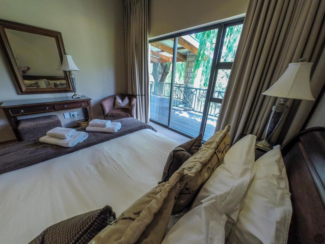Willow Creek Villas Clarens Eksteriør billede